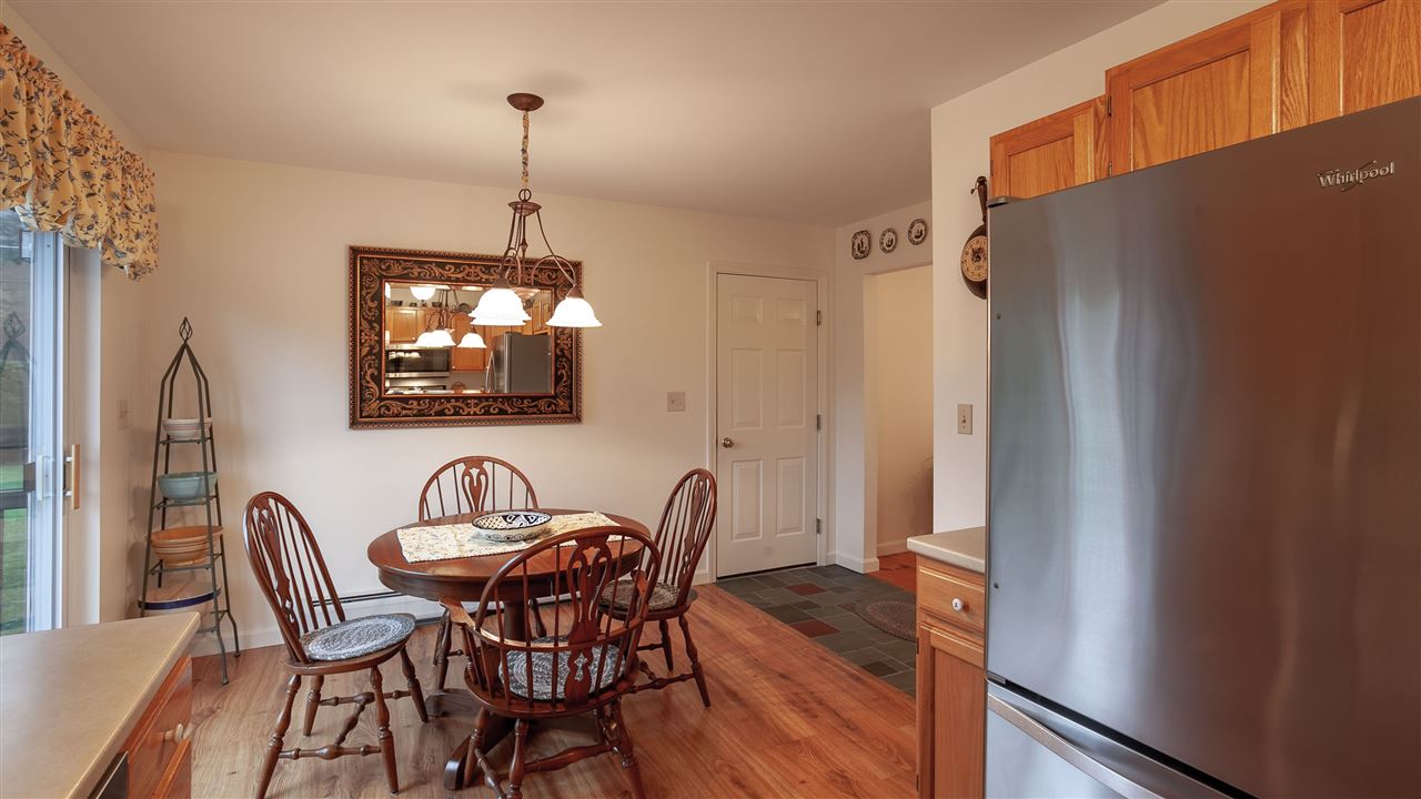 63 Dearborn Circle Walpole, NH 03608 - Photo 8 of 31