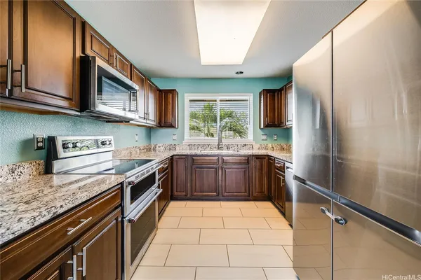 $4,000 | 94-1007 Halehau Street, Waipahu, HI 96797