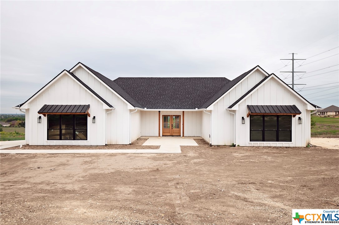 2925 Royal Rdg Loop Salado, TX 76571 - Photo 1 of 1 a front view of a house with a yard