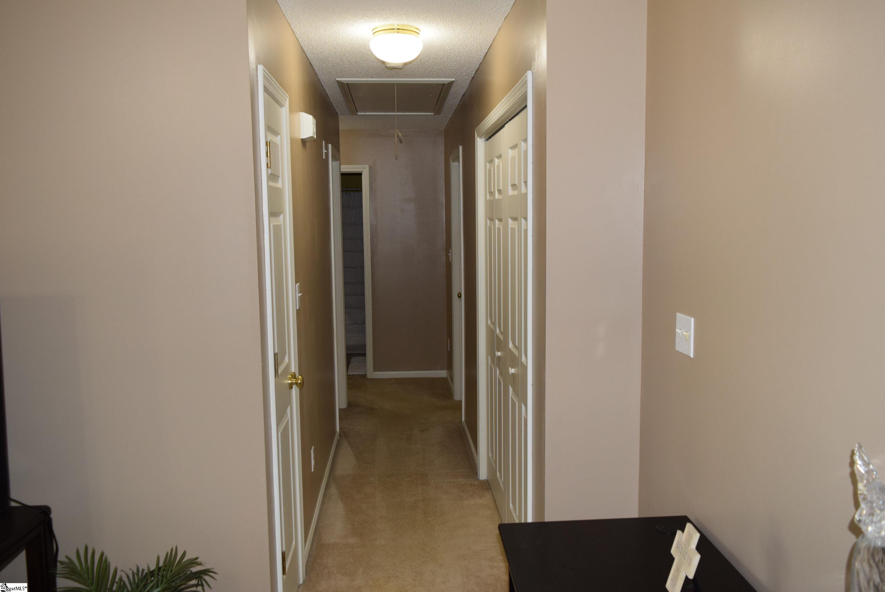 214 Crooked Tree Drive Inman, SC 29349 - Photo 10 of 28 Gallery Image 10