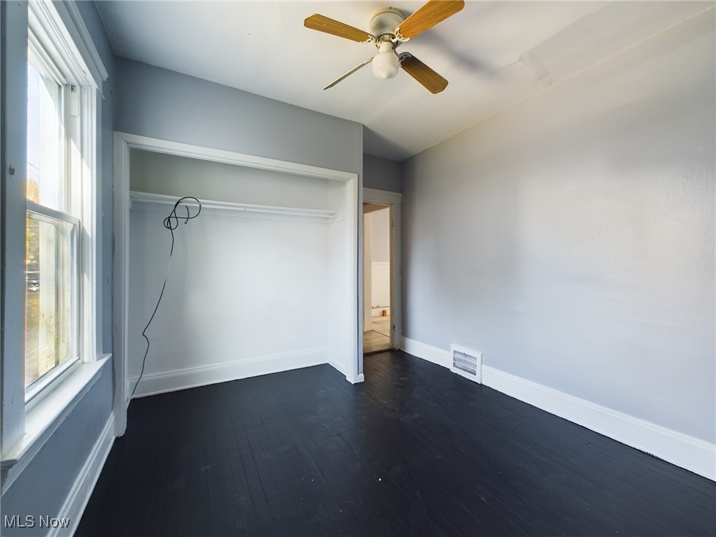15006 Ridpath Avenue Cleveland, OH 44110 - Photo 15 of 39 Downstairs Unit