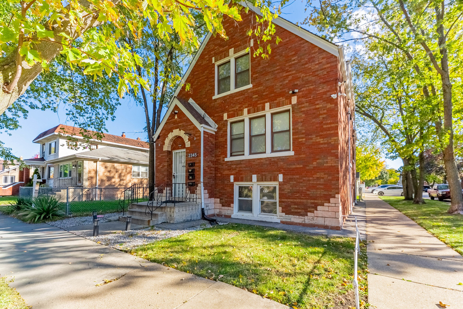 2345 Ridgeland Avenue, Unit 2 Berwyn, IL 60402 - Photo 18 of 18 a front view of house with yard