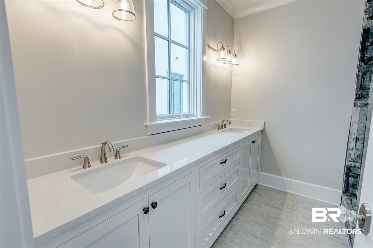 72 Fairhope Avenue, Unit 6 Fairhope, AL 36532 - Photo 26 of 44
