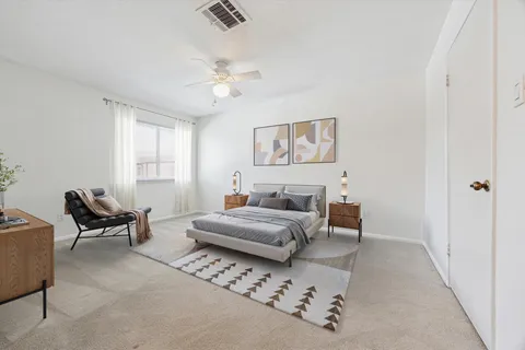 $215,000 | 2515 Bering Drive, Unit 11, Houston, TX 77057