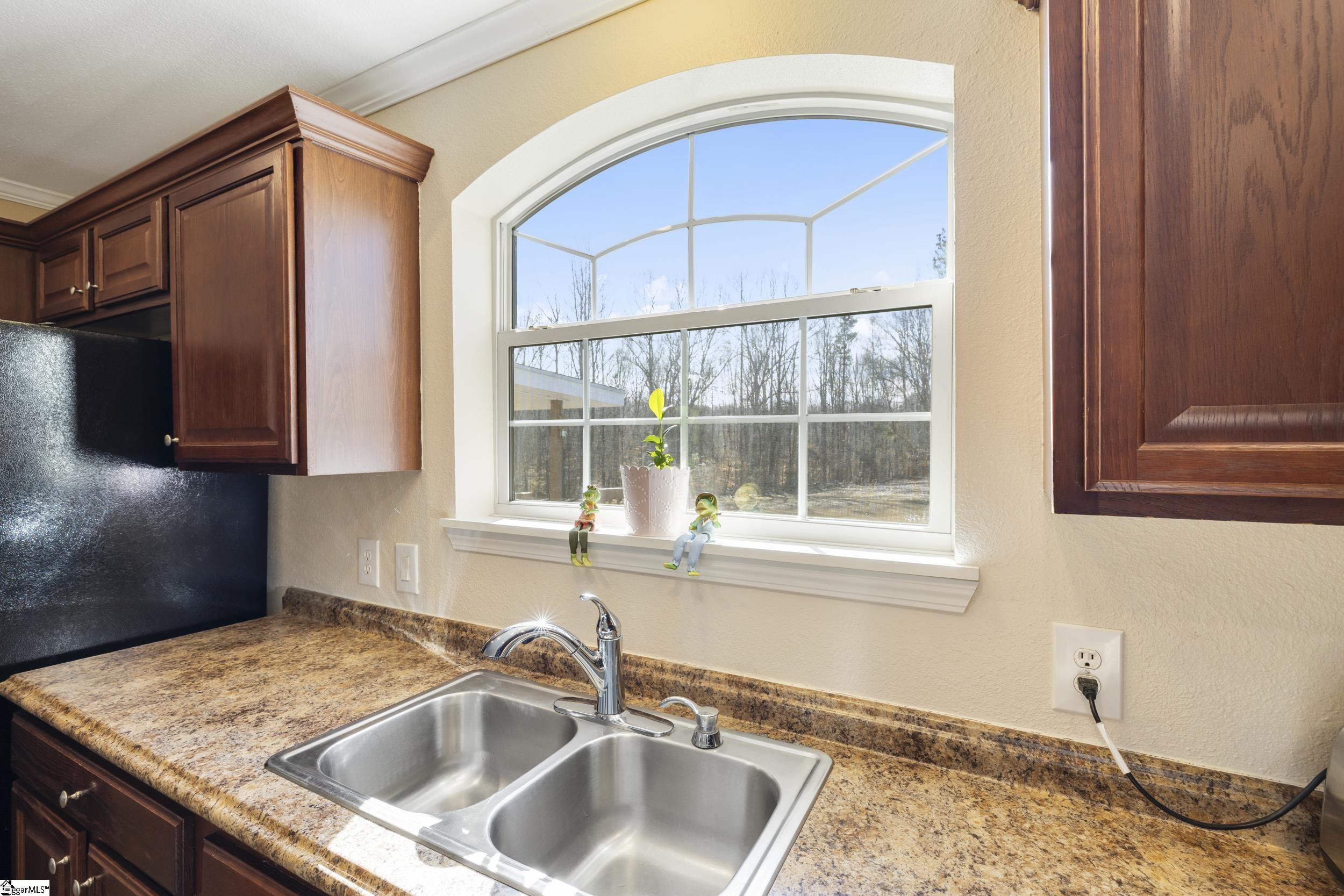 332 Brookview Gray Court, SC 29645 - Photo 6 of 38