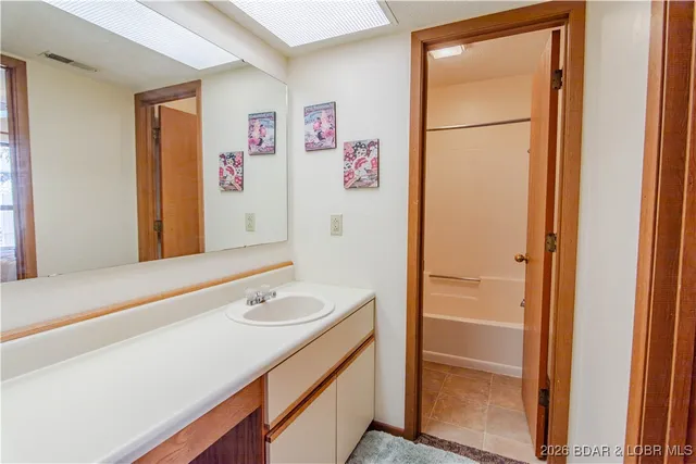 $174,900 | 255 Lone Oak Point, Unit 27, Sunrise Beach, MO 65079