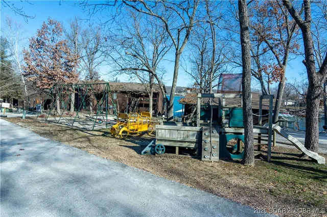 $174,900 | 255 Lone Oak Point, Unit 27, Sunrise Beach, MO 65079