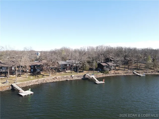 $174,900 | 255 Lone Oak Point, Unit 27, Sunrise Beach, MO 65079