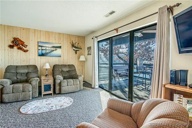 $174,900 | 255 Lone Oak Point, Unit 27, Sunrise Beach, MO 65079