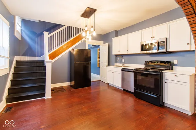 $1,300 | 1338 North Olney Street, Indianapolis, IN 46201