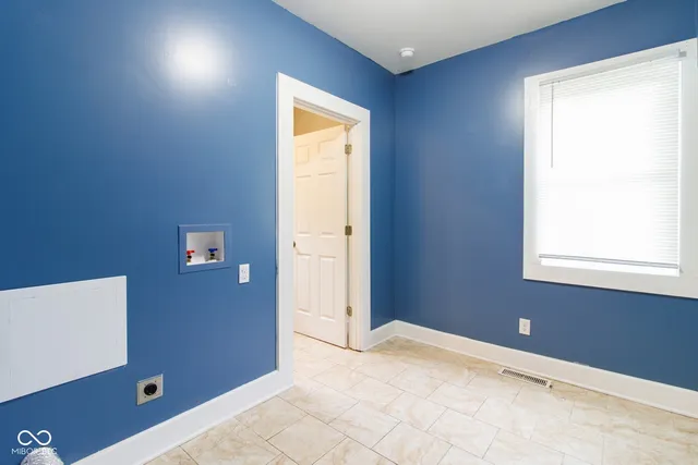 $1,300 | 1338 North Olney Street, Indianapolis, IN 46201