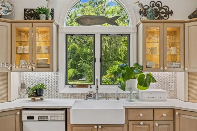 $1,095,000 | 174 Alljoy Road, Bluffton, SC 29910