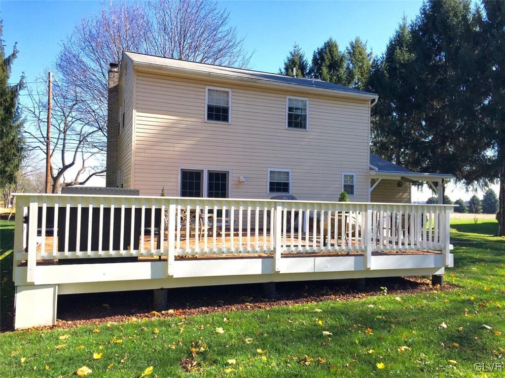 207 Butztown Road Bethlehem, PA 18020 - Photo 3 of 19 Gallery Image 3