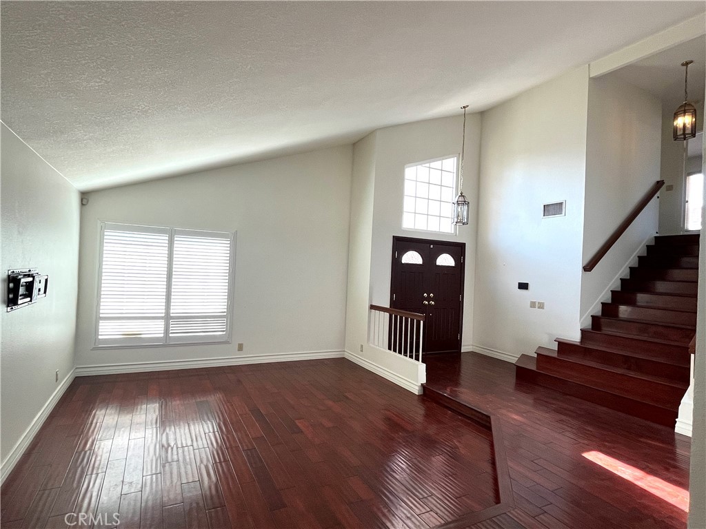 926 Essex Road San Dimas, CA 91773 - Photo 3 of 45 Living Room