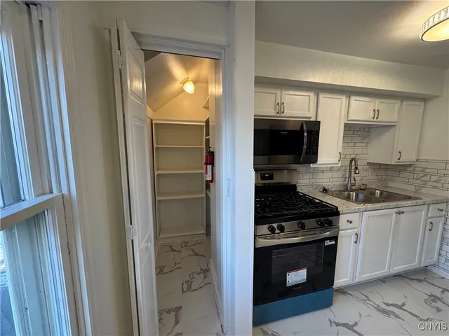 $199,900 | 154 Maplehurst Avenue, Syracuse, NY 13208