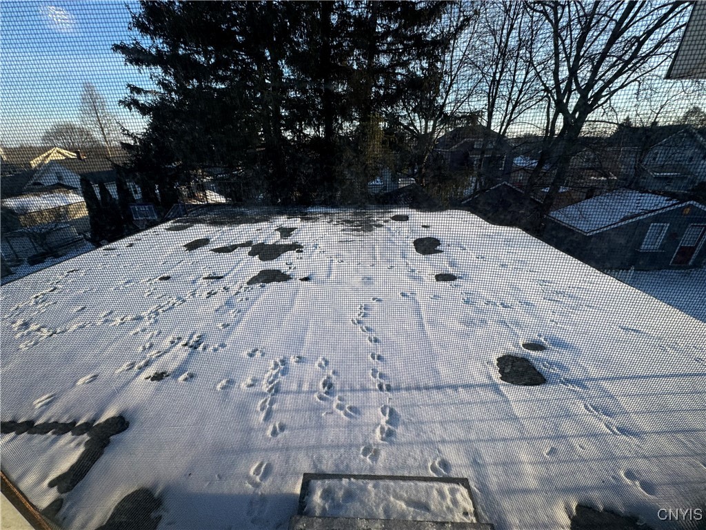 154 Maplehurst Avenue Syracuse, NY 13208 - Photo 30 of 41 Upstairs patio