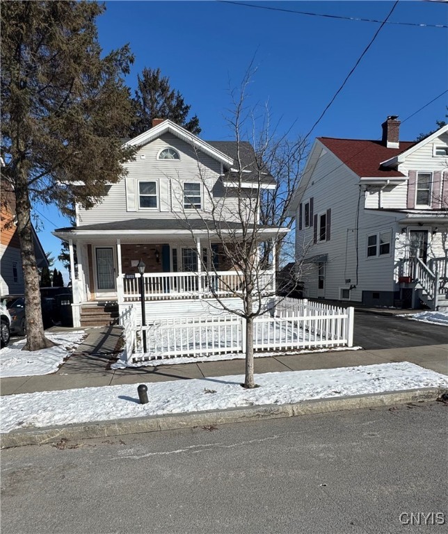 154 Maplehurst Avenue Syracuse, NY 13208 - Photo 4 of 41 Front view left