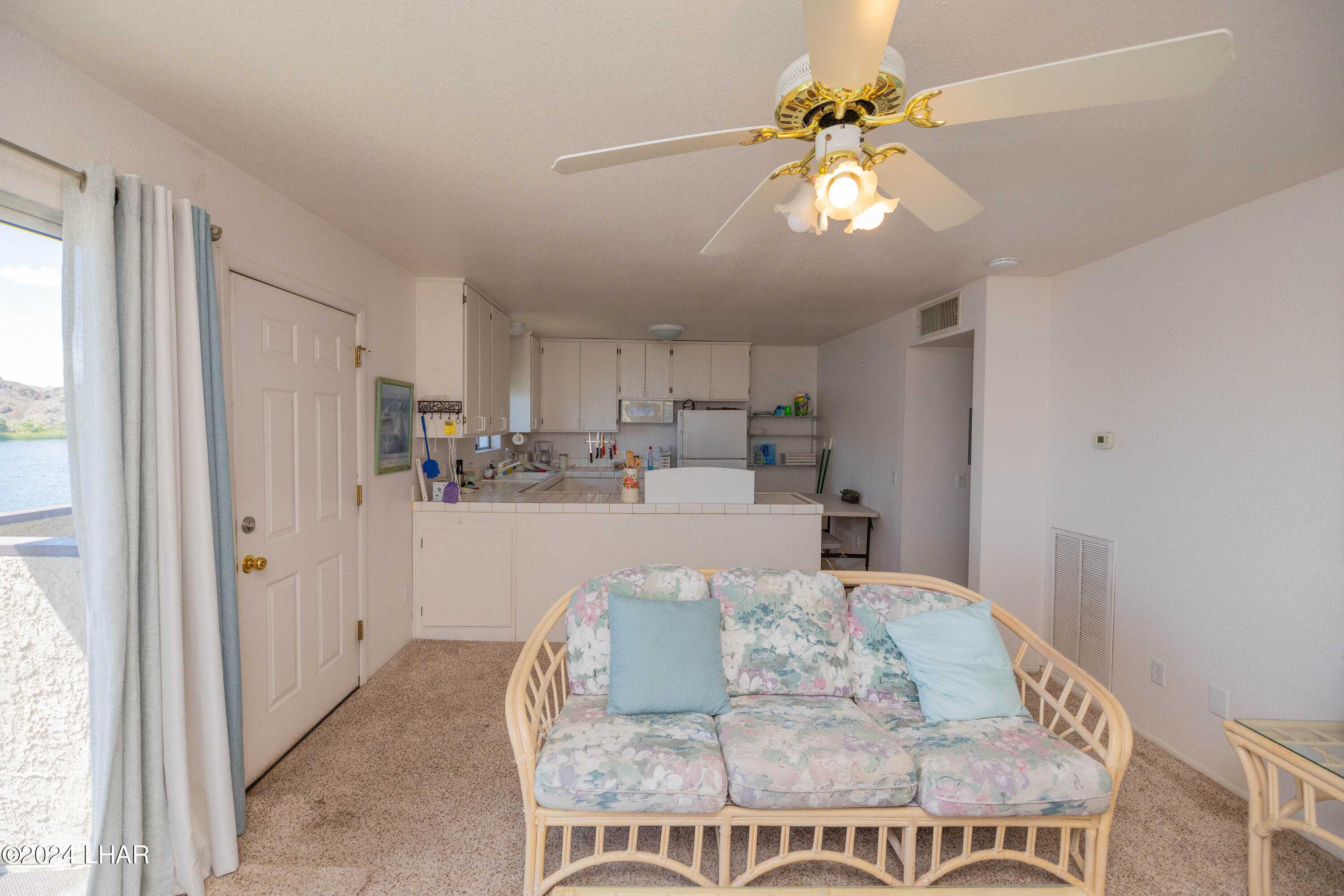 9170 Riverside Drive, Unit 38 Parker, AZ 85344 - Photo 13 of 23 F48A1671