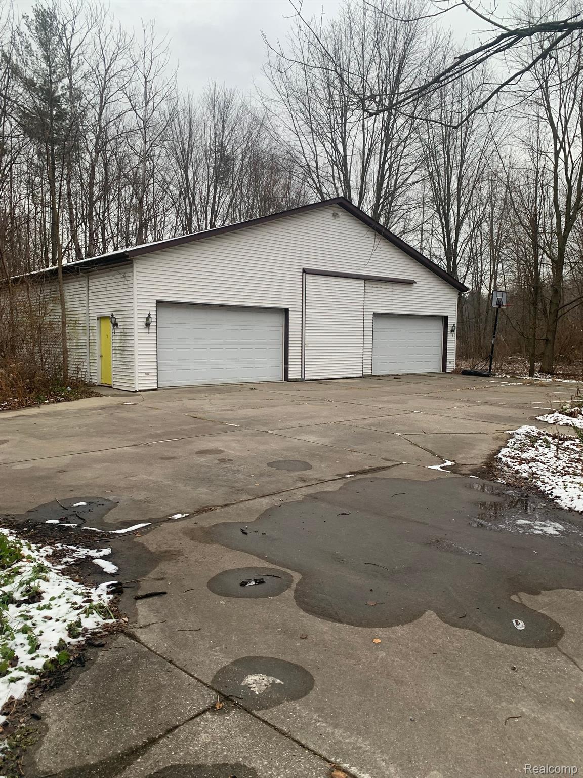 8767 South Beyer Road Birch Run, MI 48415 - Photo 2 of 26 Gallery Image 2