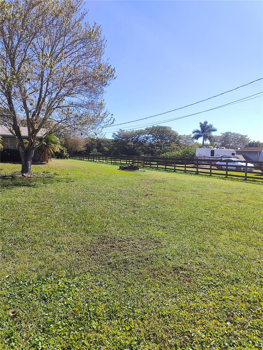5490 Southwest 128th Avenue Southwest Ranches, FL 33330 - Photo 2 of 13