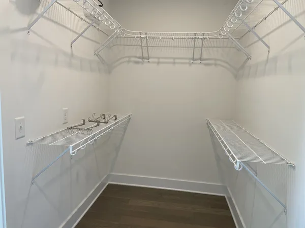 $1,600 | 1041 East Trinity Lane, Unit 412, Nashville, TN 37216