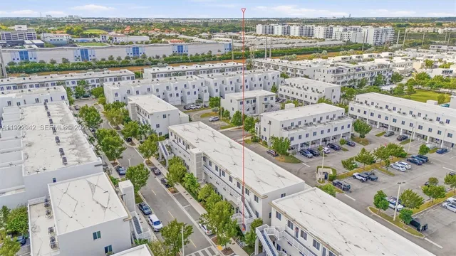 $550,000 | 6420 Northwest 102nd Path, Unit 110, Doral, FL 33178