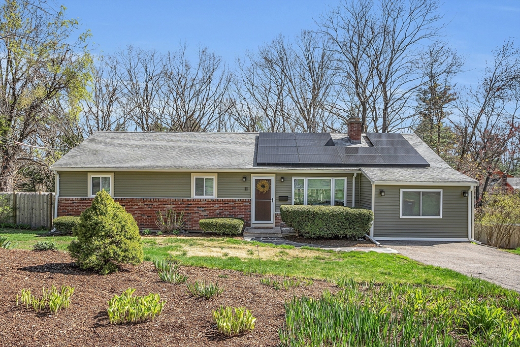 11 Brookvale Road Framingham, MA 01701 - Photo 1 of 38 Gallery Image 1