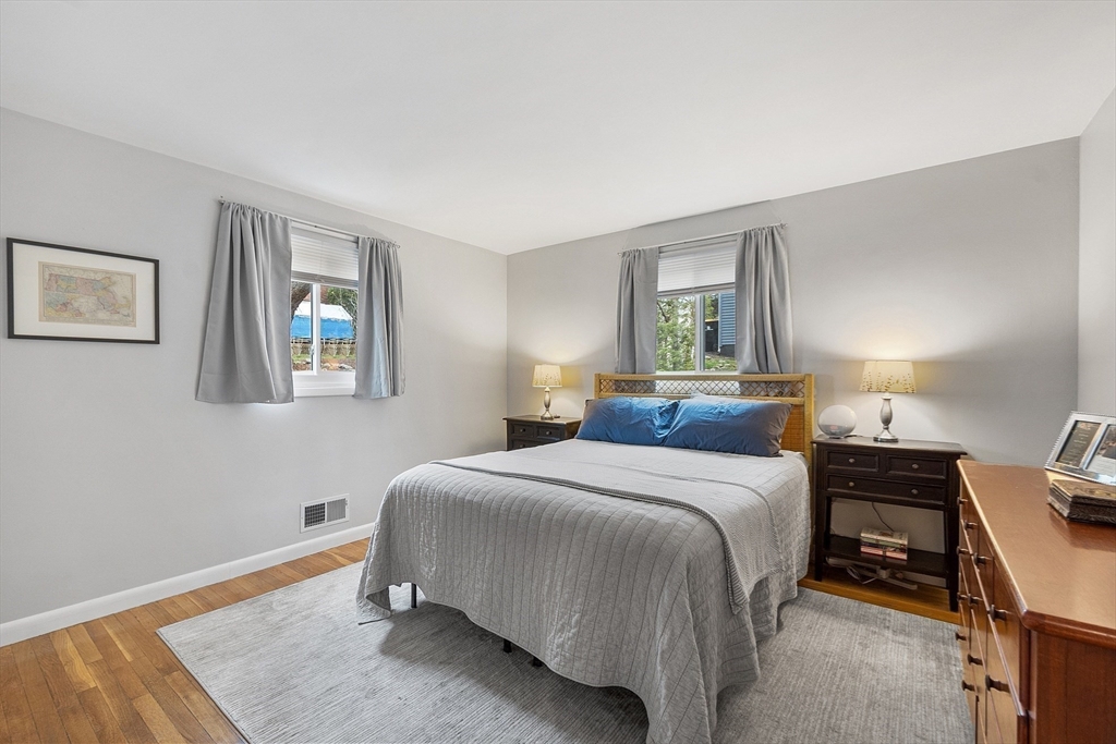 11 Brookvale Road Framingham, MA 01701 - Photo 17 of 38 Gallery Image 17