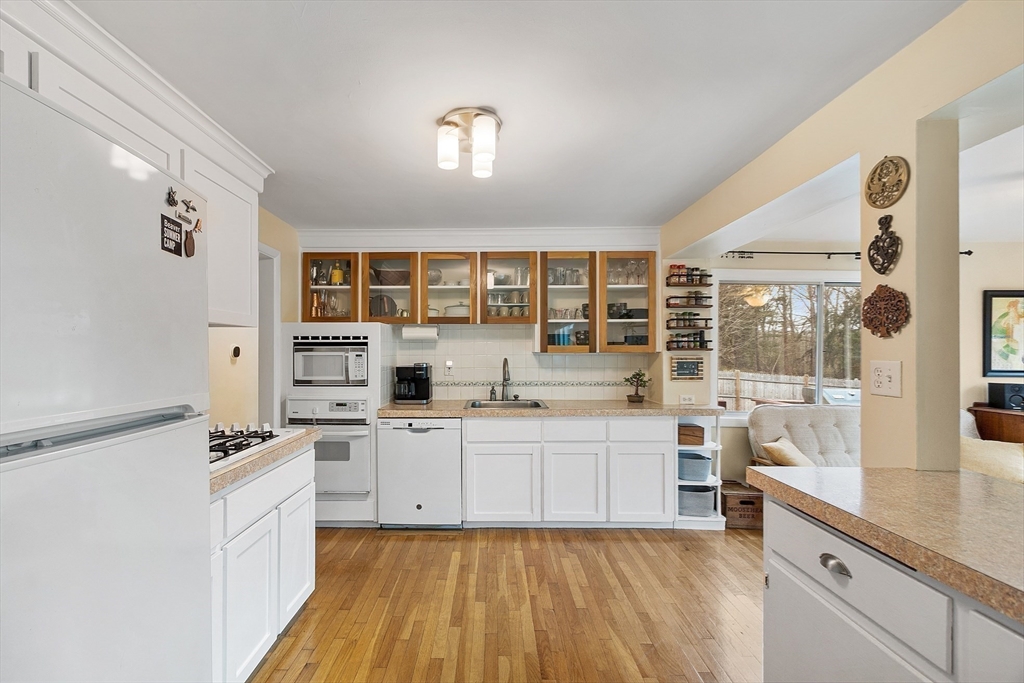 11 Brookvale Road Framingham, MA 01701 - Photo 21 of 38 Gallery Image 21
