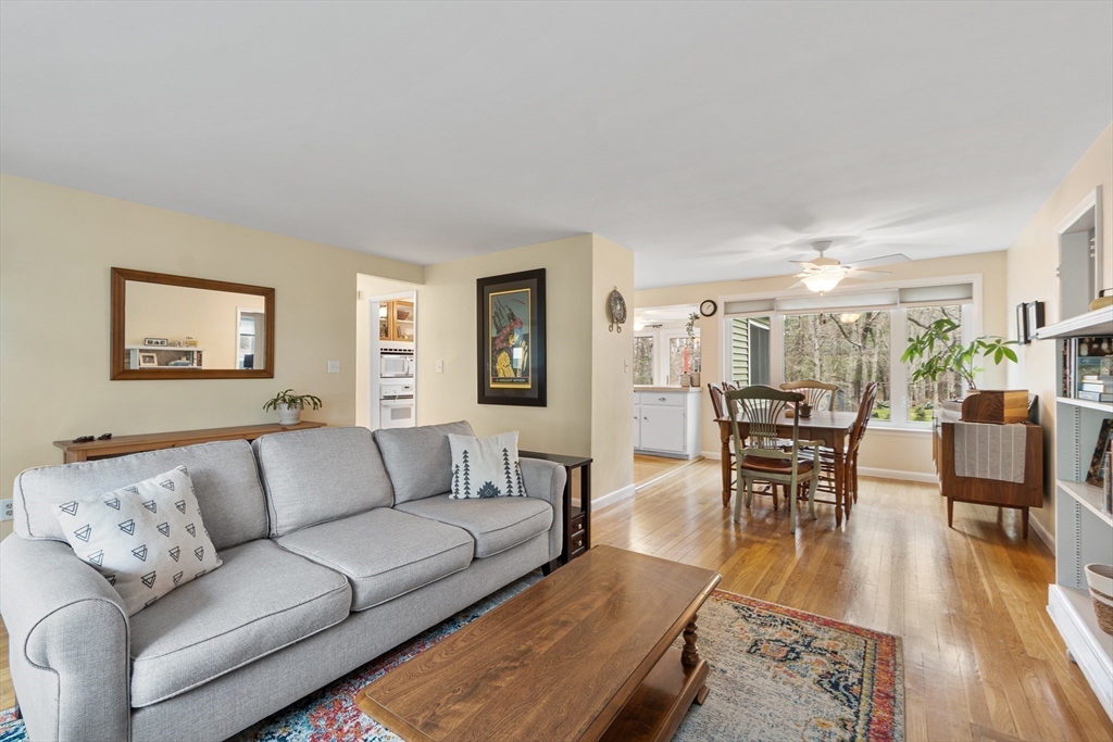 11 Brookvale Road Framingham, MA 01701 - Photo 6 of 38 Gallery Image 6