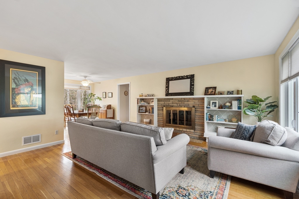 11 Brookvale Road Framingham, MA 01701 - Photo 7 of 38 Gallery Image 7
