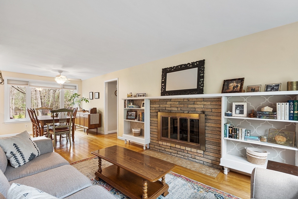 11 Brookvale Road Framingham, MA 01701 - Photo 9 of 38 Gallery Image 9