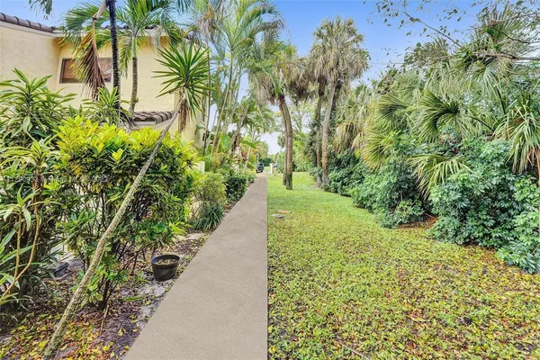 $2,900 | 22322 Pineapple Walk Drive, Boca Raton, FL 33433