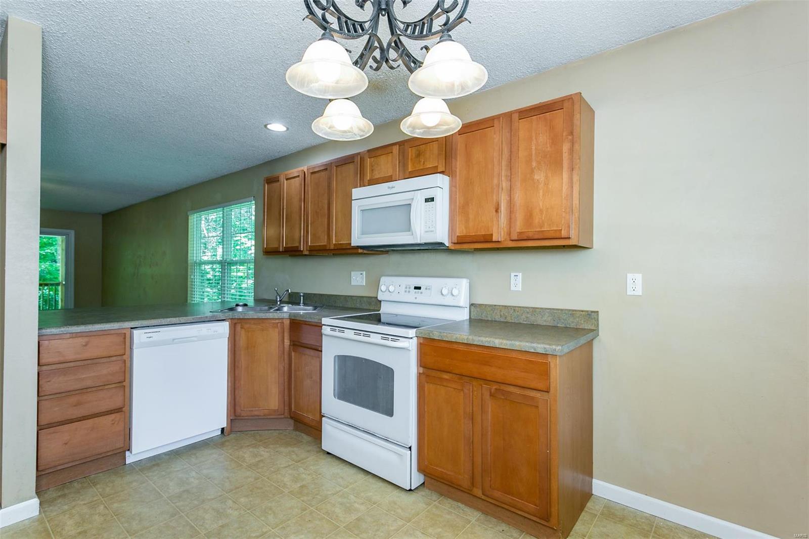 328 Liberty Road Fairview Heights, IL 62208 - Photo 11 of 30 Gallery Image 11