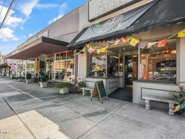 a view of outdoor space