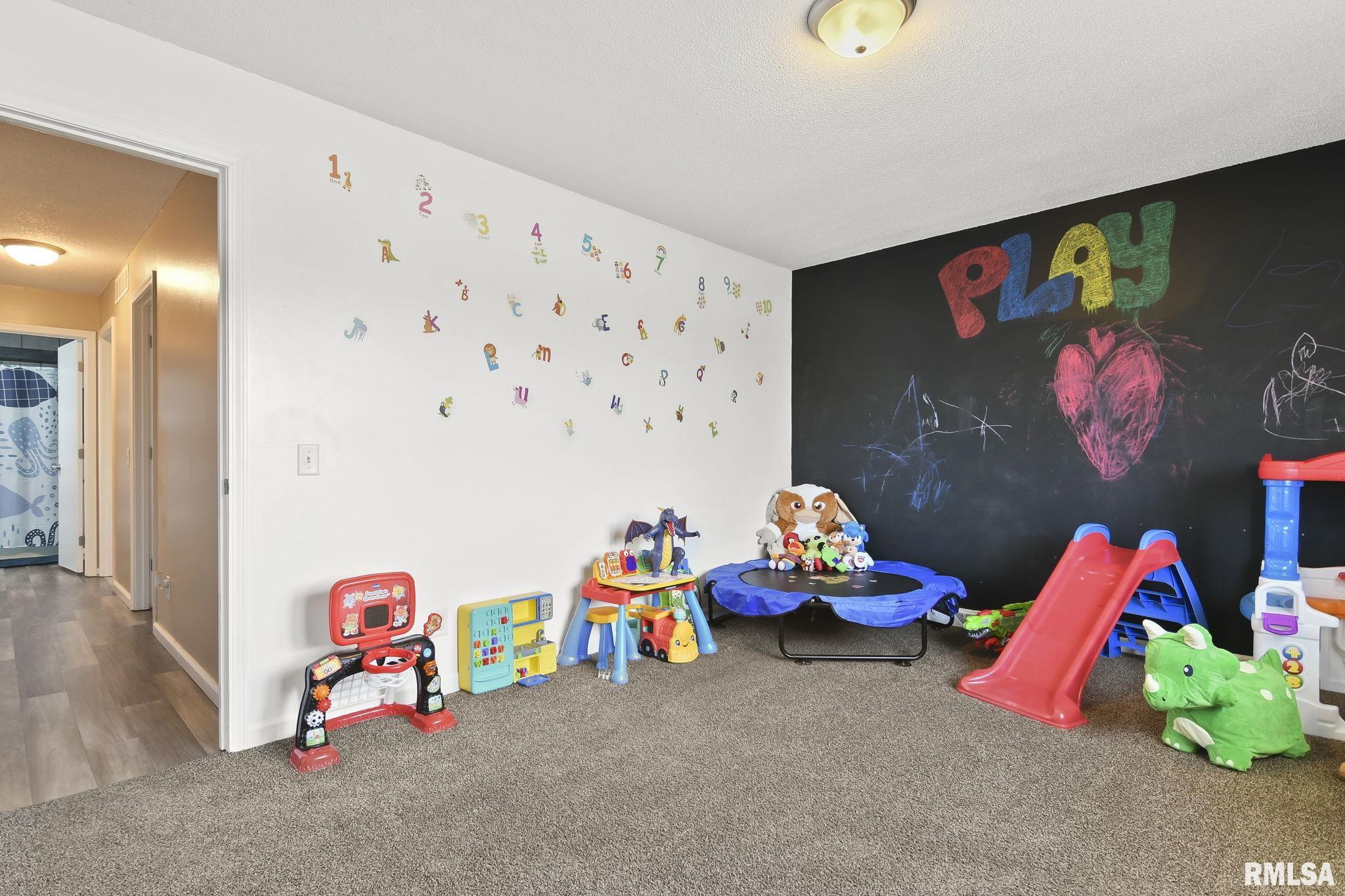 2424 East Sangamon Avenue Springfield, IL 62702 - Photo 23 of 33 Gallery Image 23
