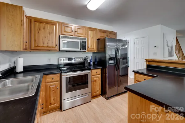 $2,650 | 970 East Old Limestone Road, York, SC 29745