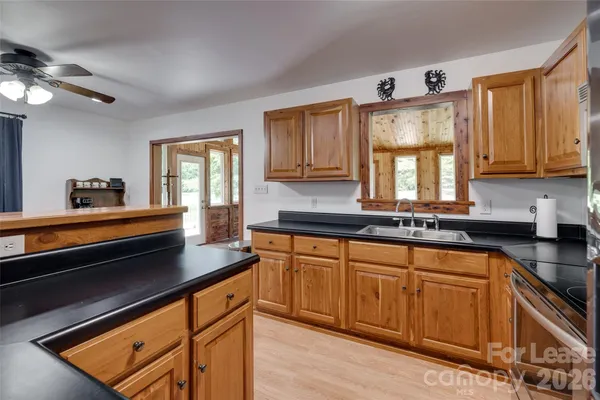$2,650 | 970 East Old Limestone Road, York, SC 29745