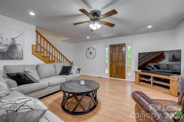 $2,650 | 970 East Old Limestone Road, York, SC 29745