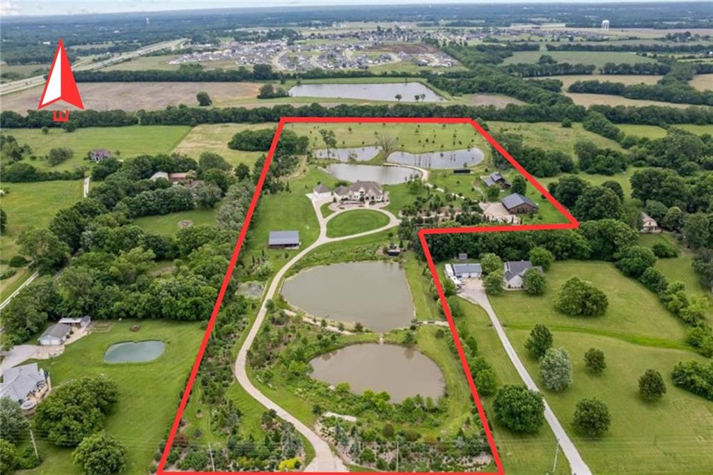 12517 South Harris Road Lee's Summit, MO 64086 - Photo 4 of 57