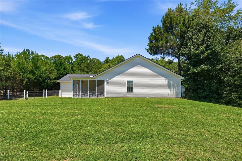 275 Jack Russell Road Newnan, GA 30263 - Photo 31 of 33