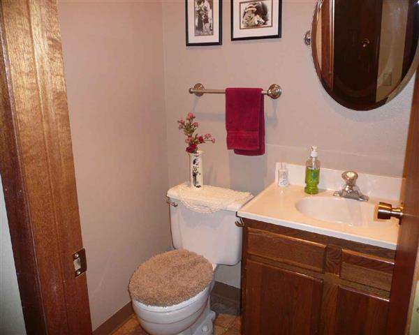 8220 South Craig Road Cheney, WA 99004 - Photo 15 of 20