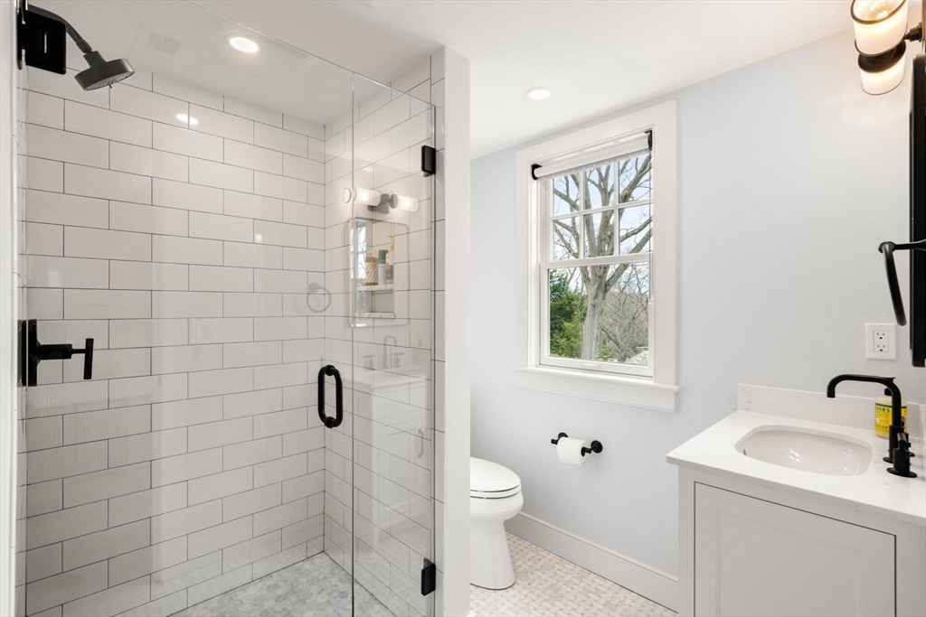 3 Cleveland Road Brookline, MA 02445 - Photo 16 of 23