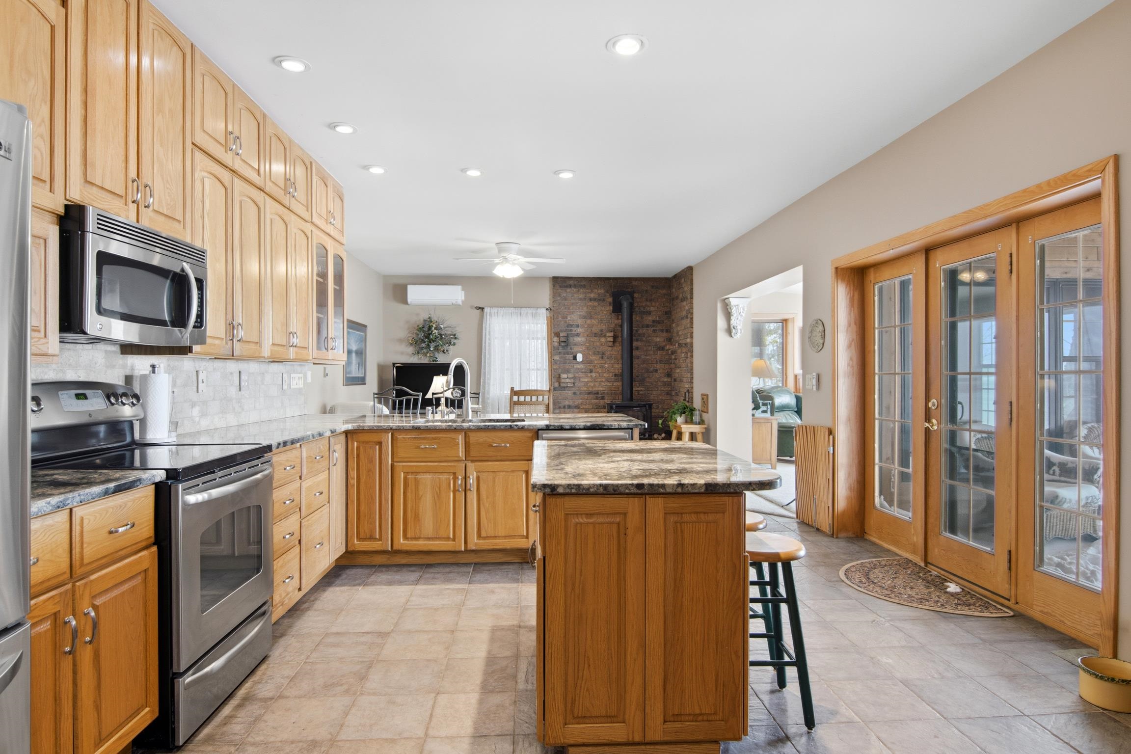 10 South Stony Point Road Suttons Bay, MI 49682 - Photo 18 of 58