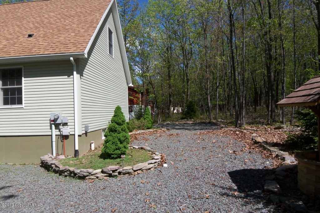 19 Brier Crest Road Blakeslee, PA 18610 - Photo 17 of 26 LANDSCAPED SETTING FOR EASY MAINTENCE