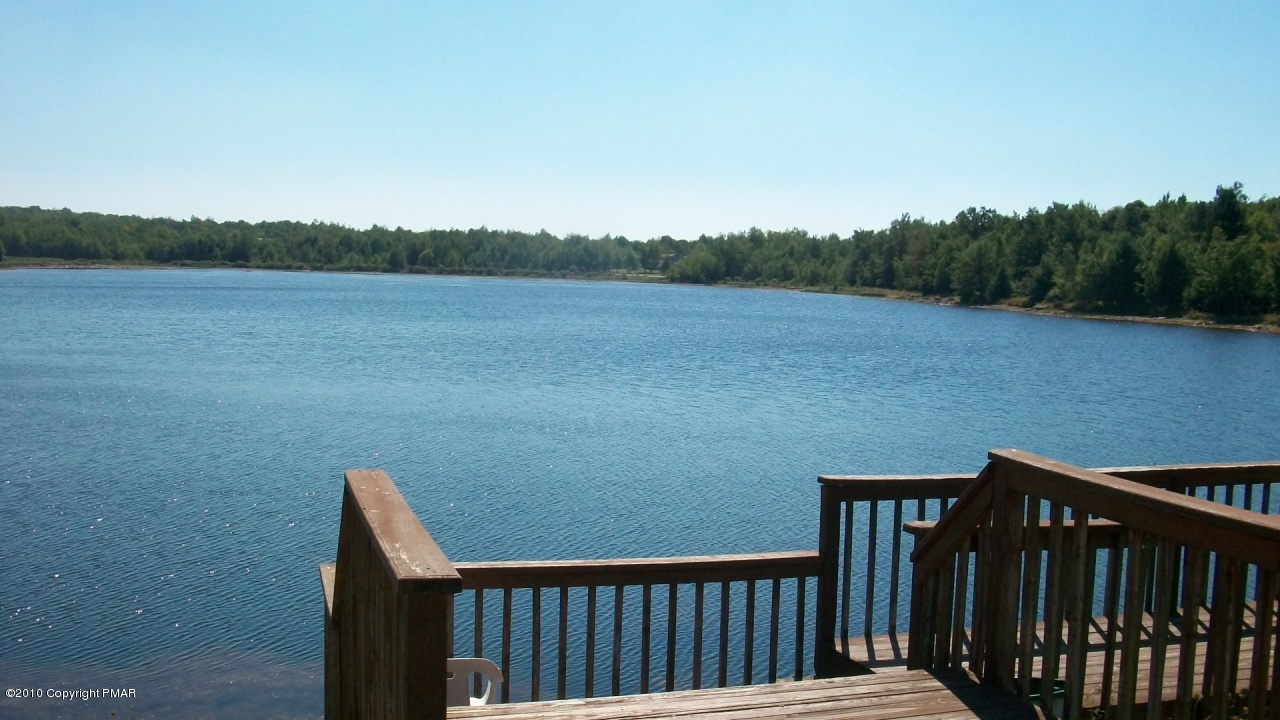 19 Brier Crest Road Blakeslee, PA 18610 - Photo 22 of 26 COMMUNITY FISHING DOCKS
