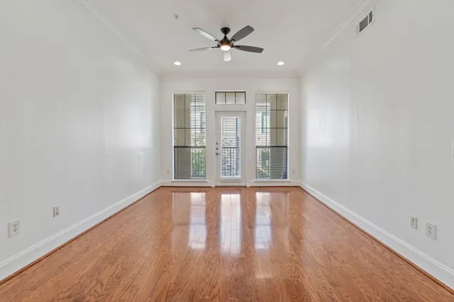 $257,000 | 2120 Kipling Street, Unit 301, Houston, TX 77098