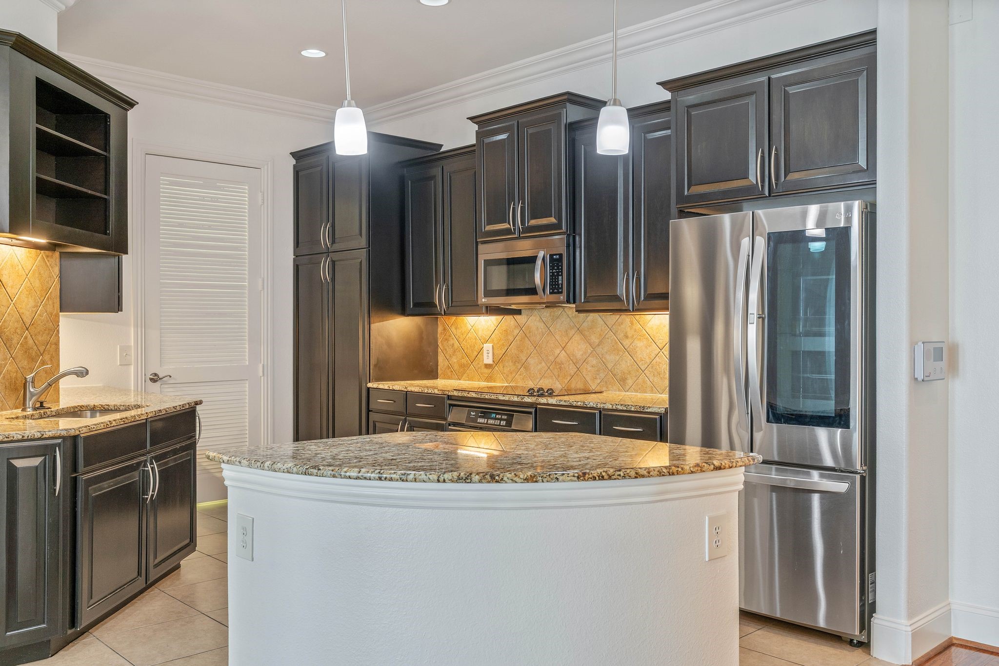 2120 Kipling Street, Unit 301 Houston, TX 77098 - Photo 16 of 39