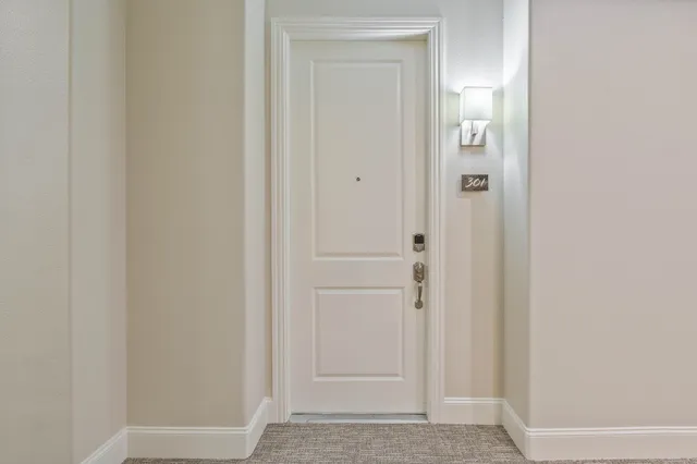 $257,000 | 2120 Kipling Street, Unit 301, Houston, TX 77098