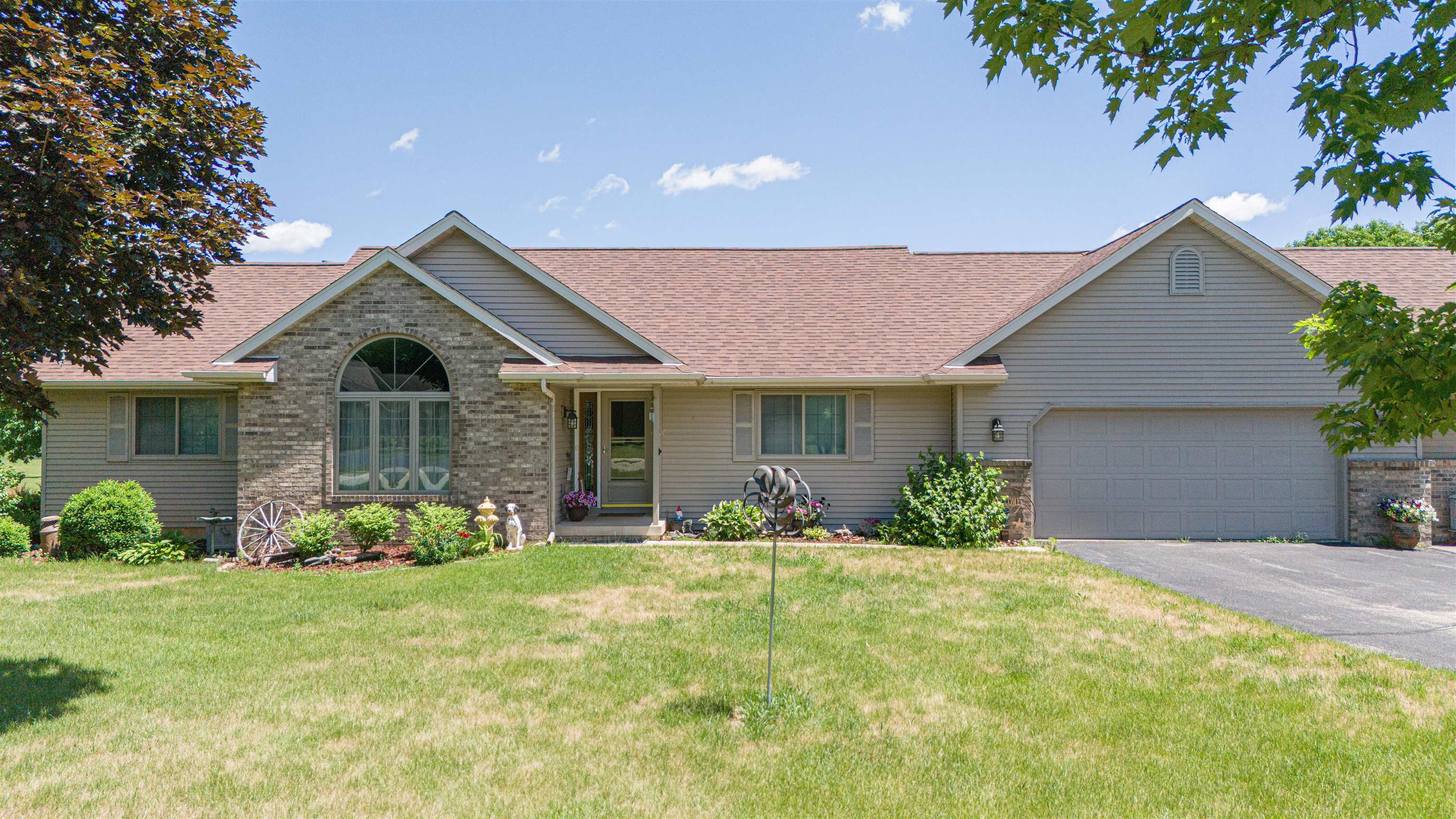 W972 James Brodhead, WI 53520 - Photo 4 of 53